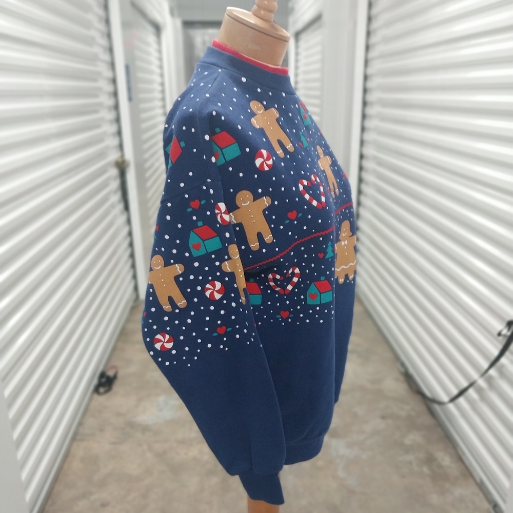 Vintage Christmas Gingerbread Sweater - Picture 4 of 6